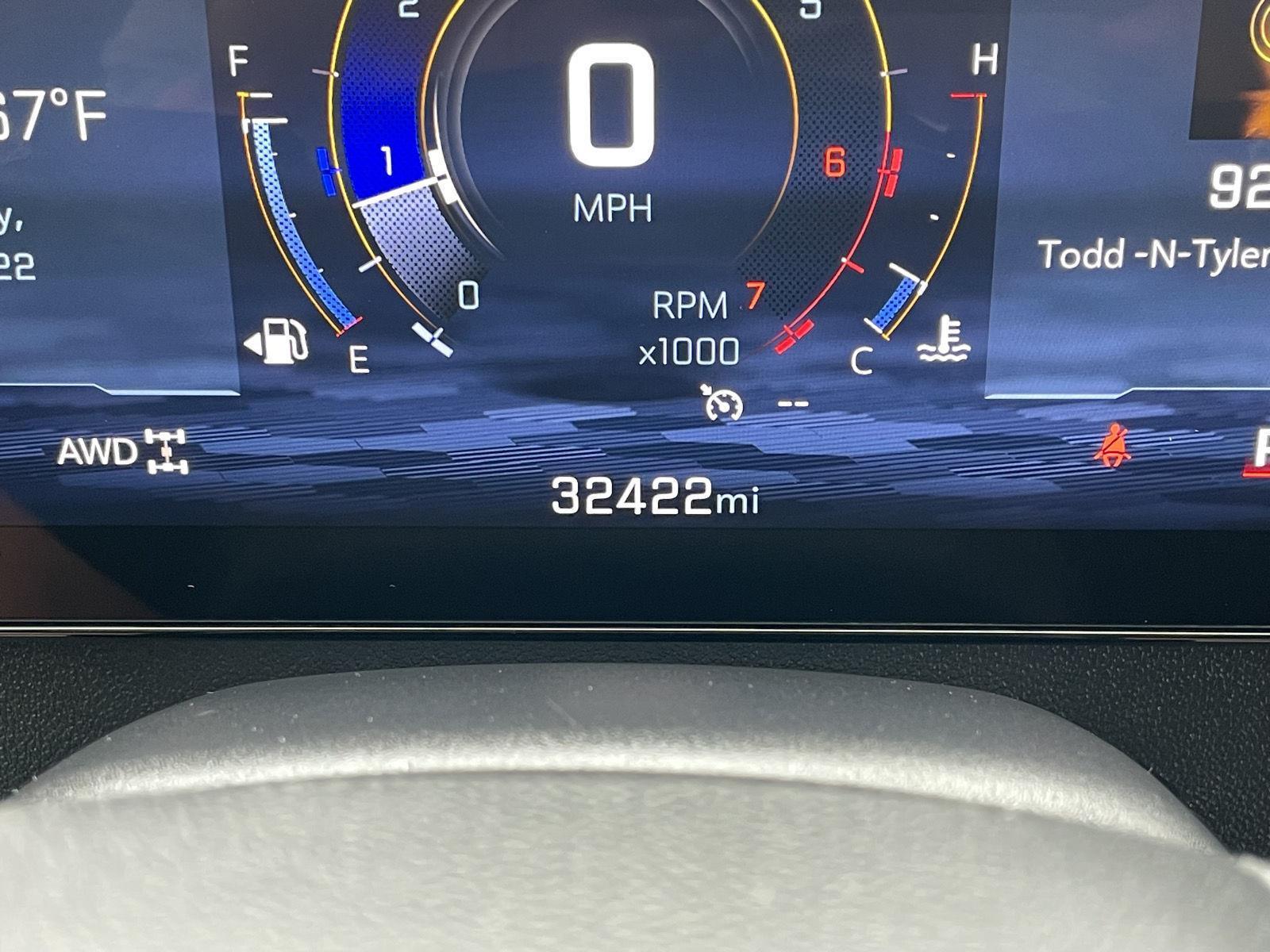 Vehicle photo 3