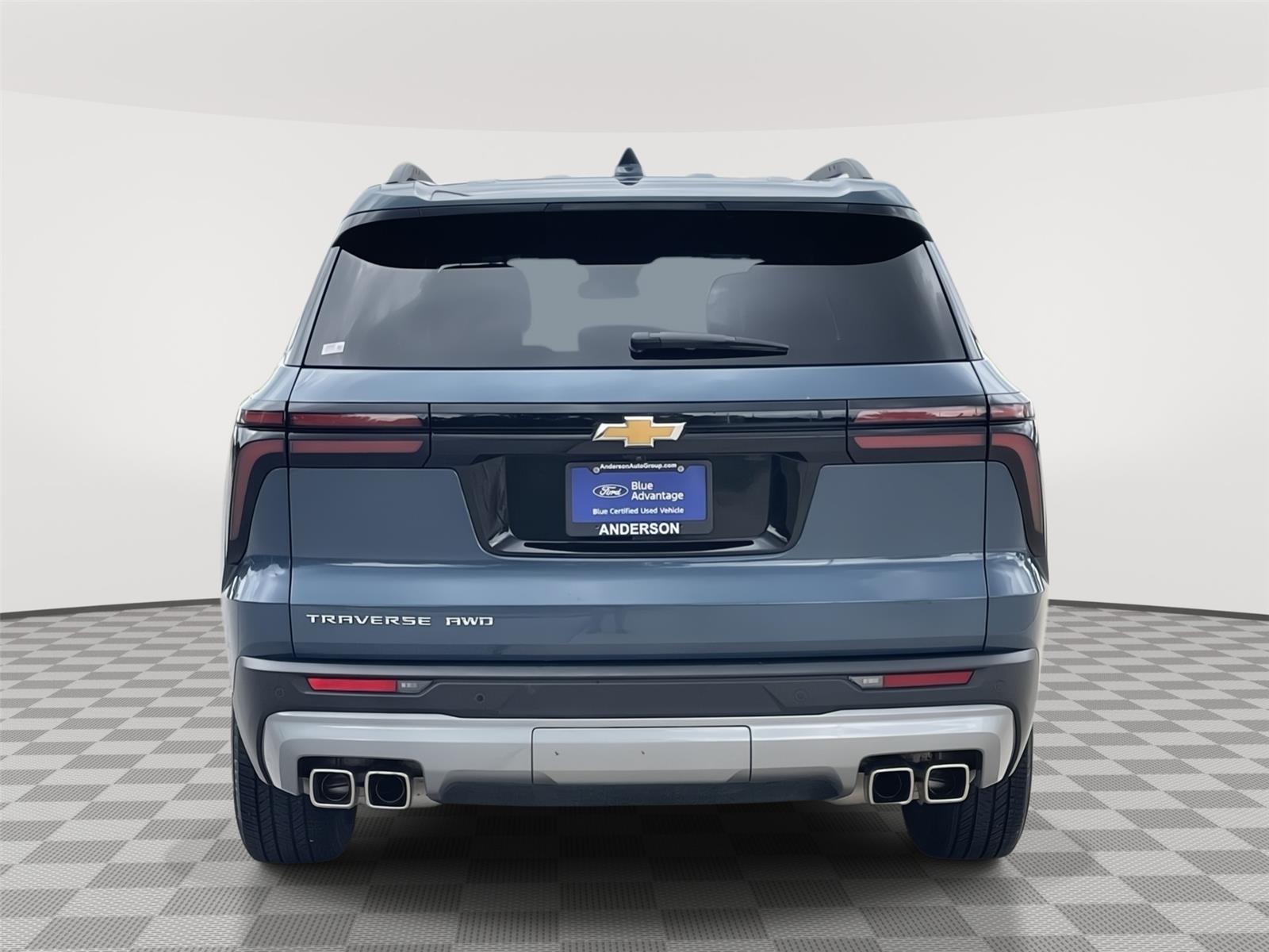 Vehicle photo 8