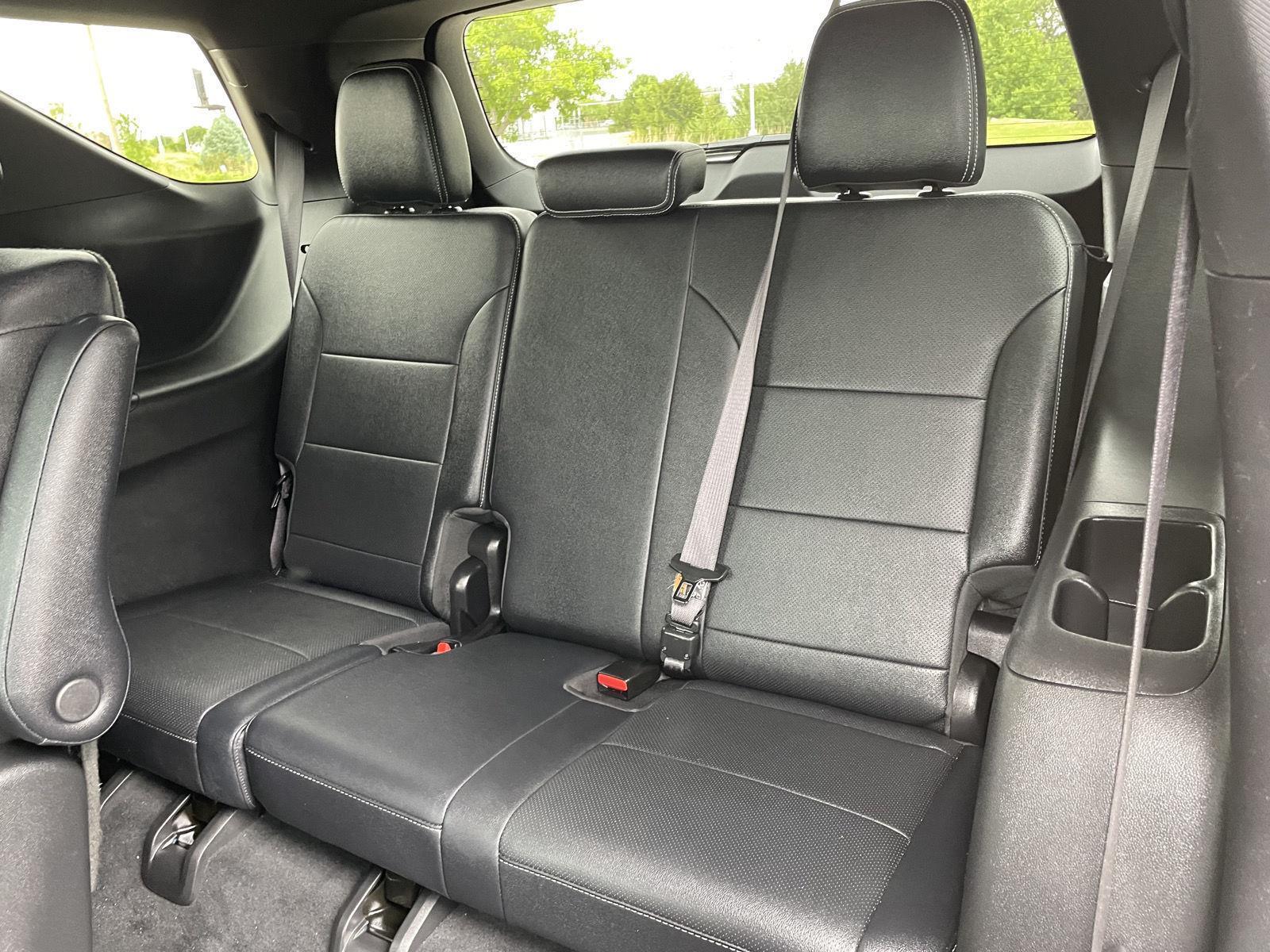 Vehicle photo 20