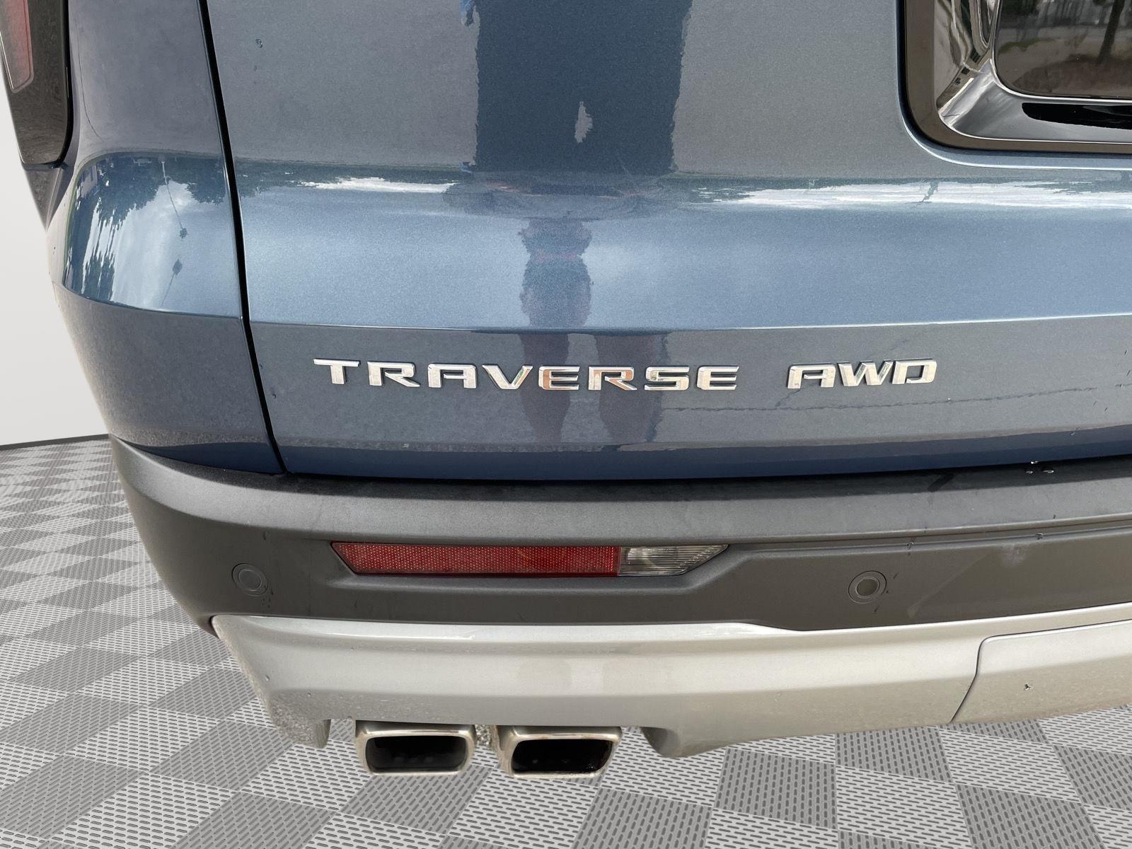 Vehicle photo 38