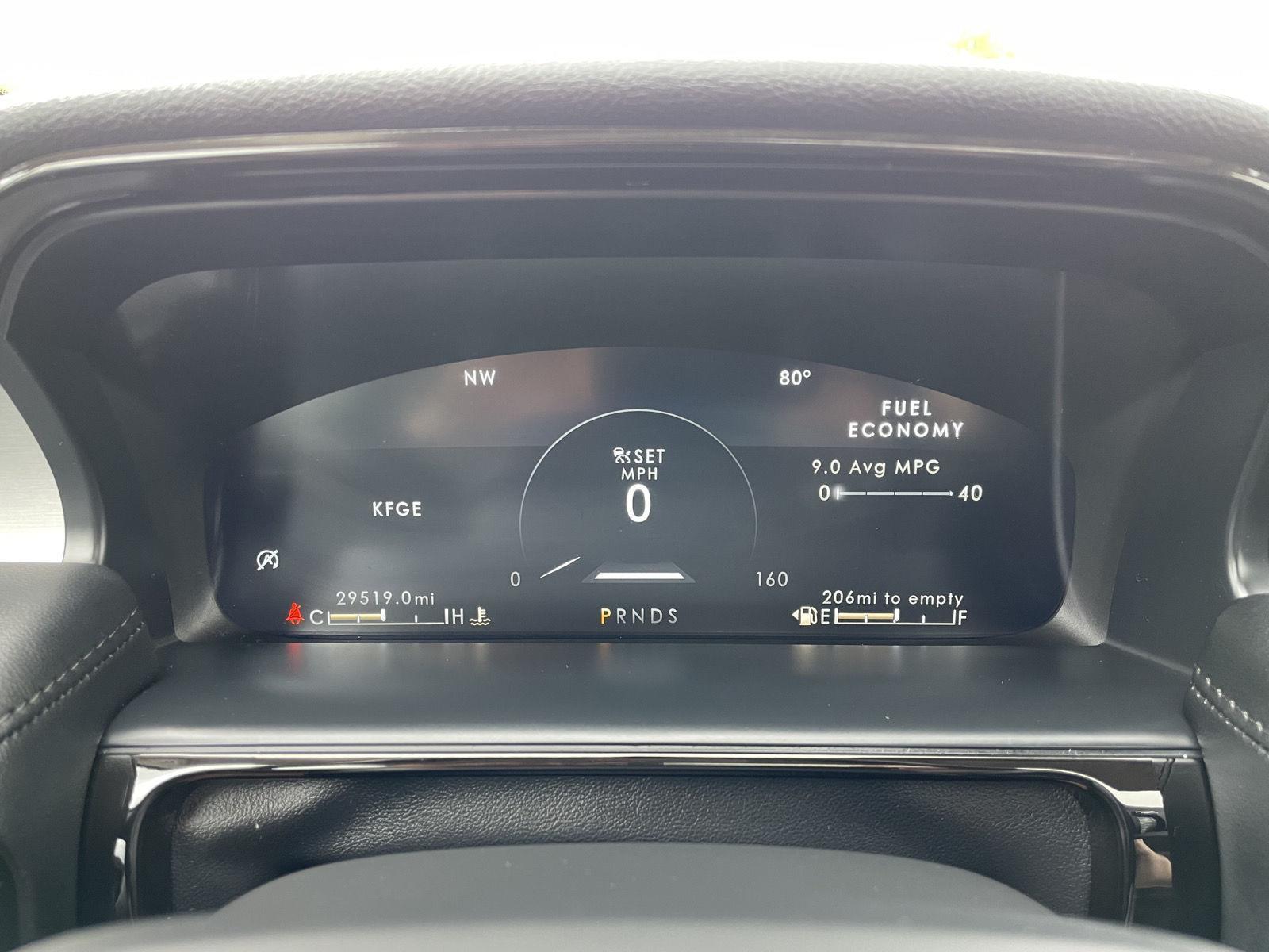 Vehicle photo 15