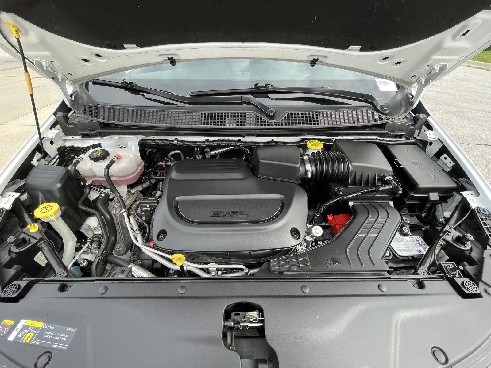 Vehicle photo 34