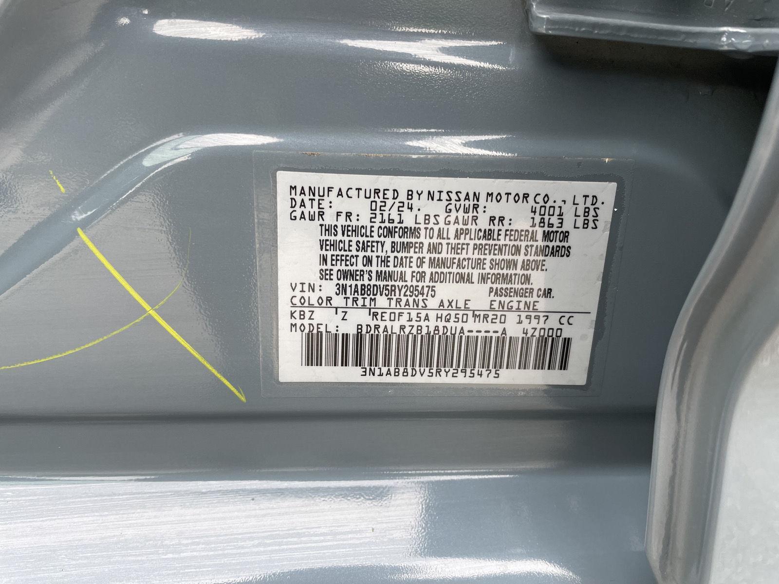 Vehicle photo 32