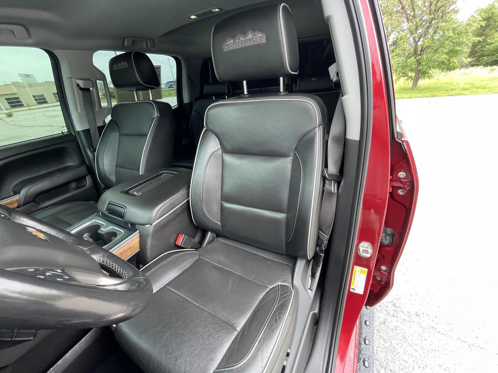 Used 2018 Chevrolet Silverado 1500 for sale in Lincoln NE