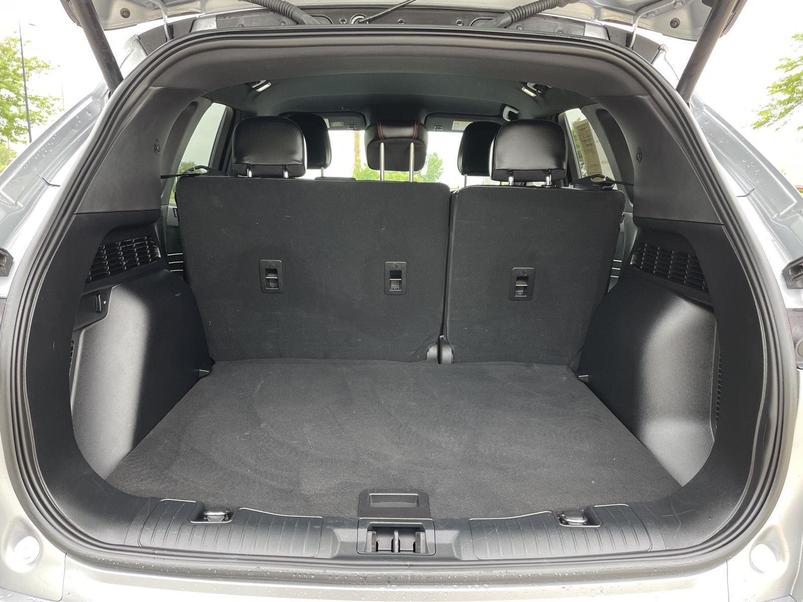 Vehicle photo 35