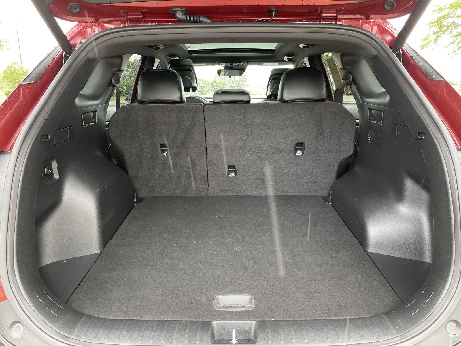 Vehicle photo 36