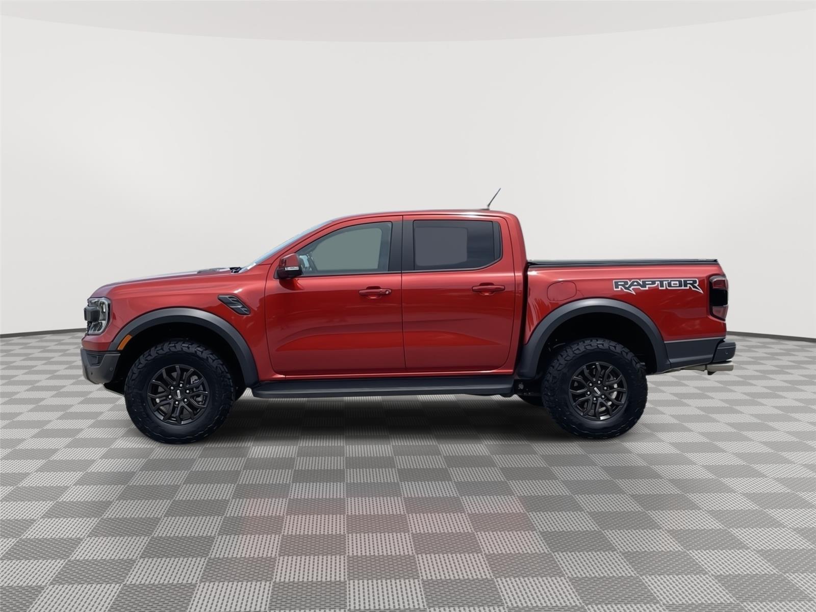 Vehicle photo 2