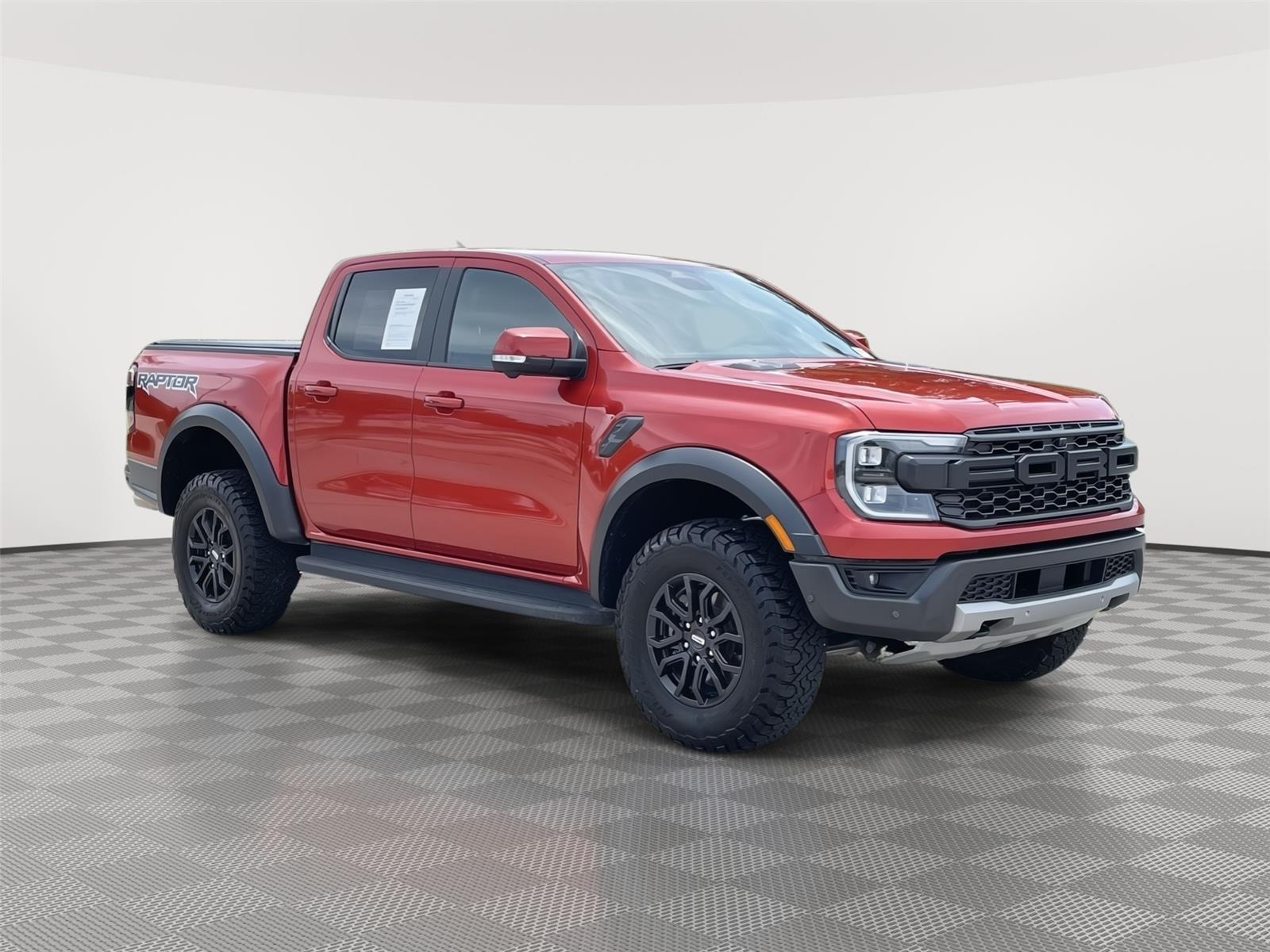 Vehicle photo 5