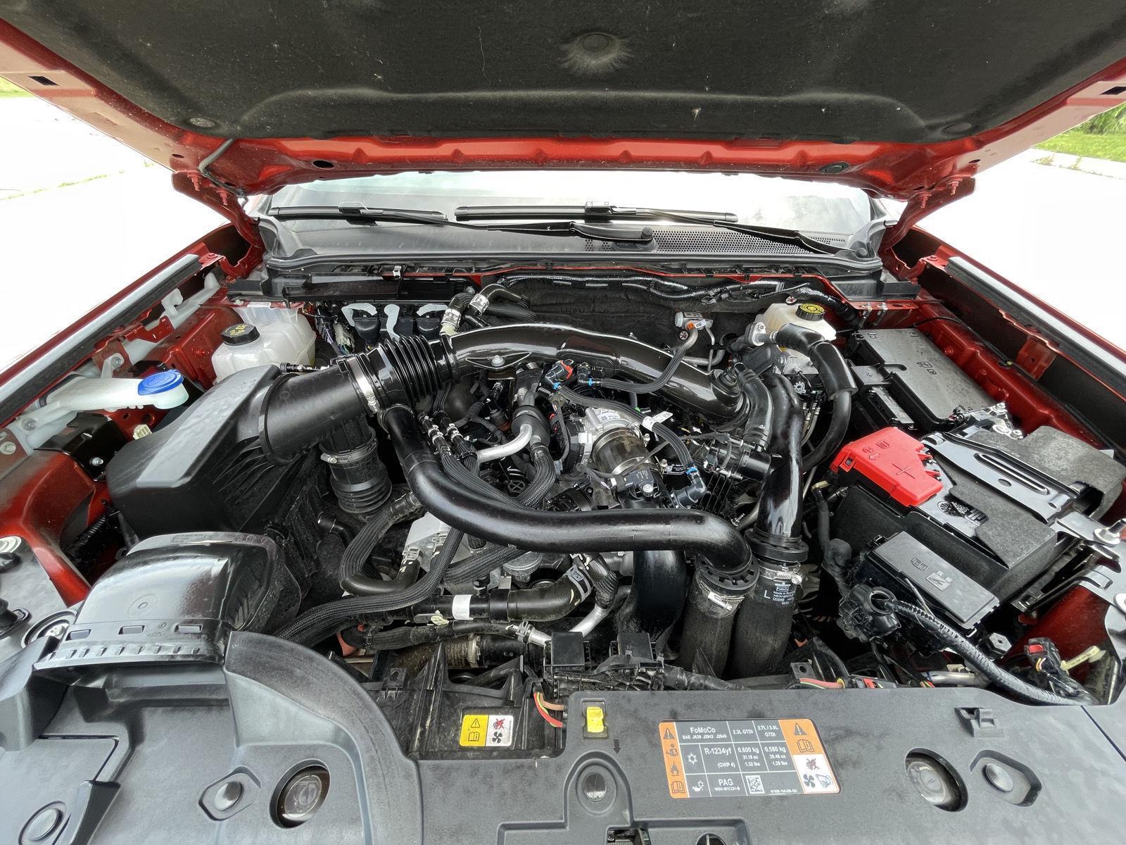 Vehicle photo 36