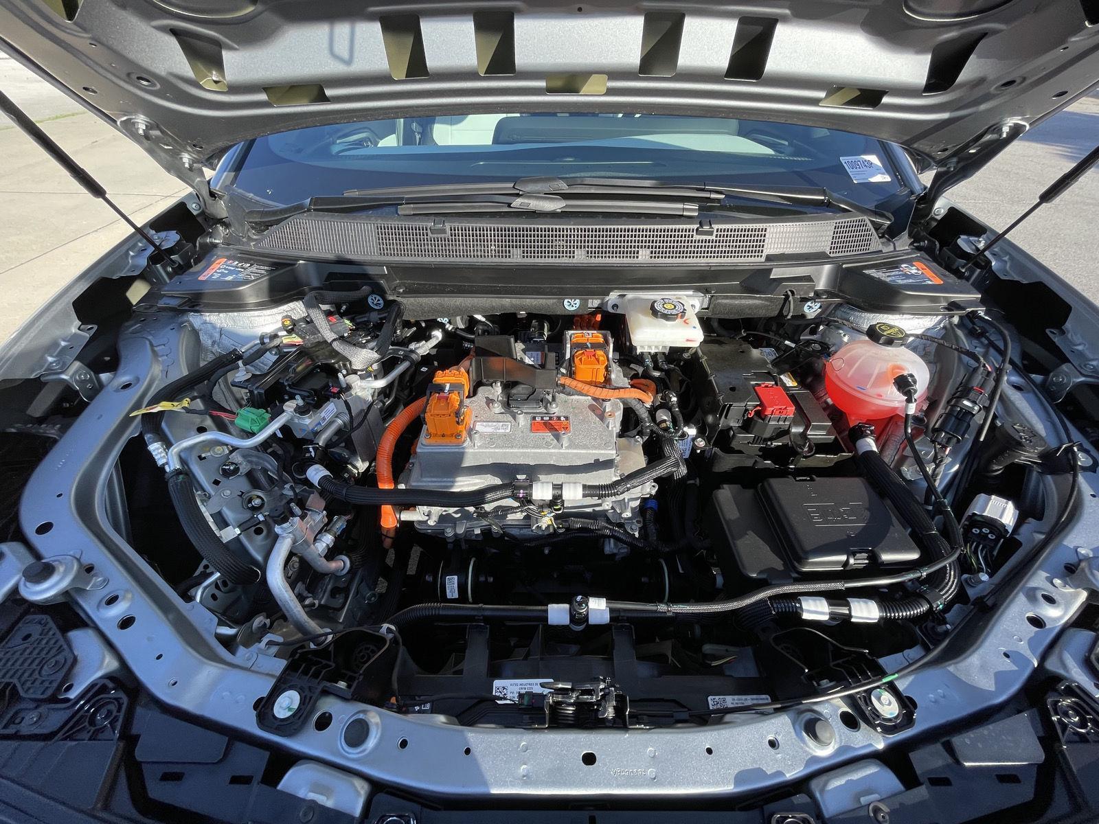 Vehicle photo 35