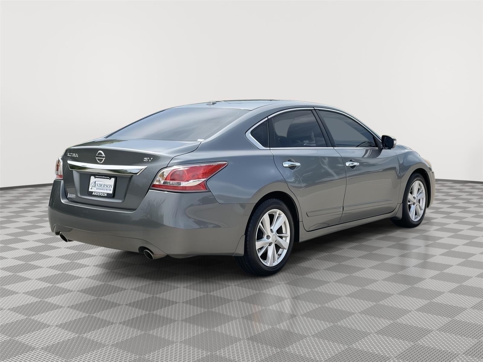 Used 2015 Nissan Altima for sale in Lincoln NE