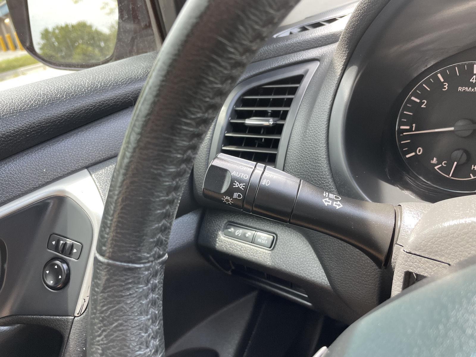 Used 2015 Nissan Altima for sale in Lincoln NE