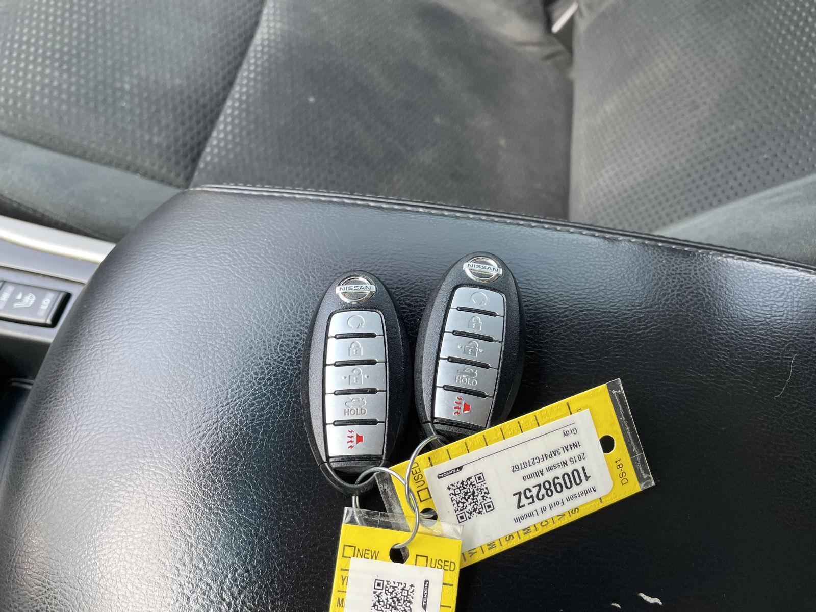Used 2015 Nissan Altima for sale in Lincoln NE