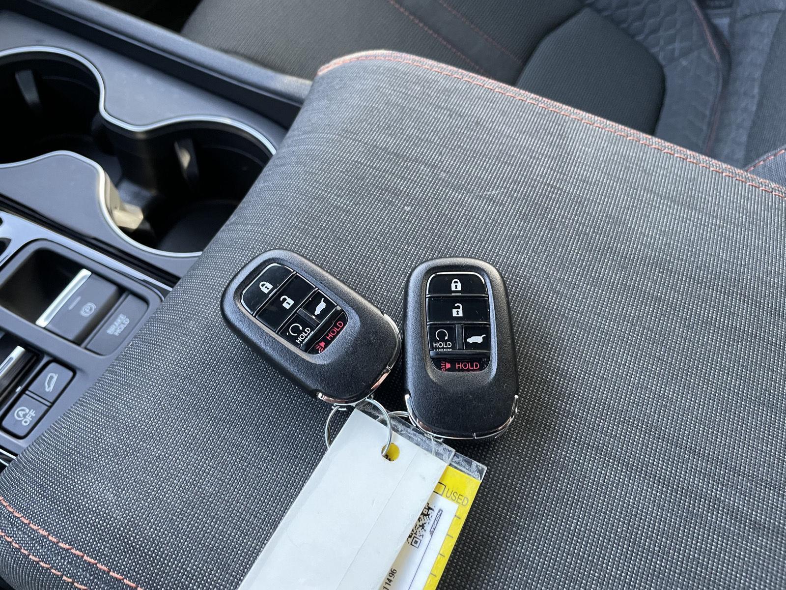 Vehicle photo 38