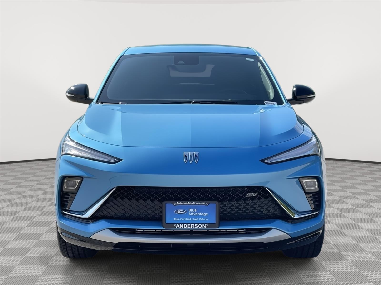 Vehicle photo 4