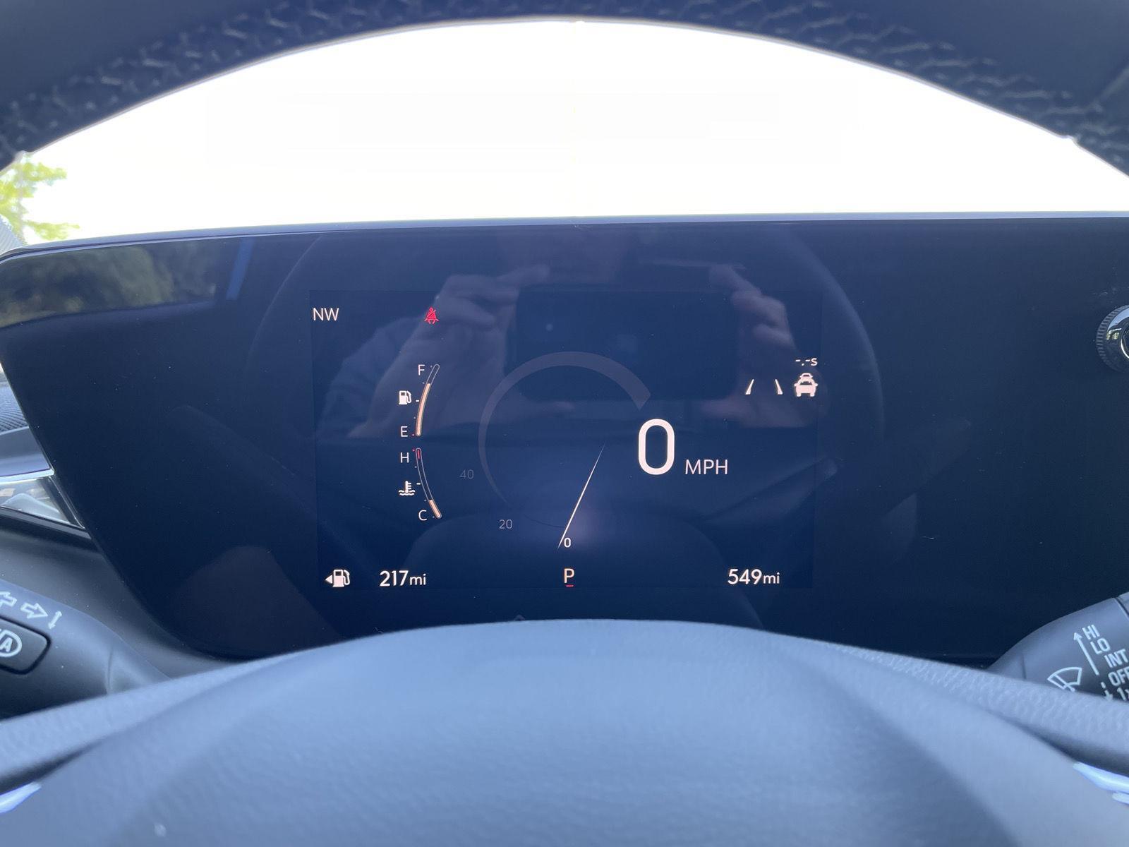 Vehicle photo 15