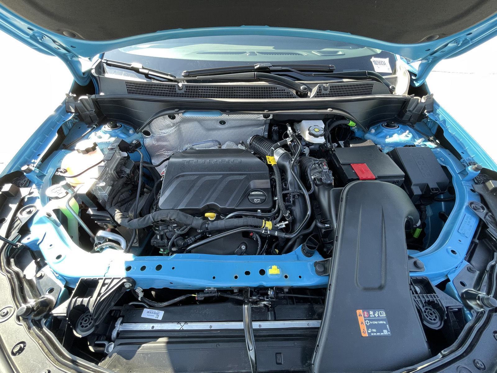 Vehicle photo 32
