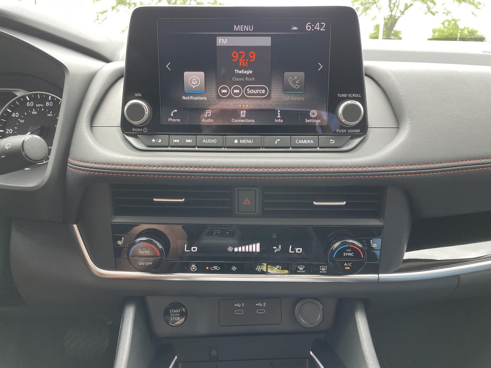 Vehicle photo 22