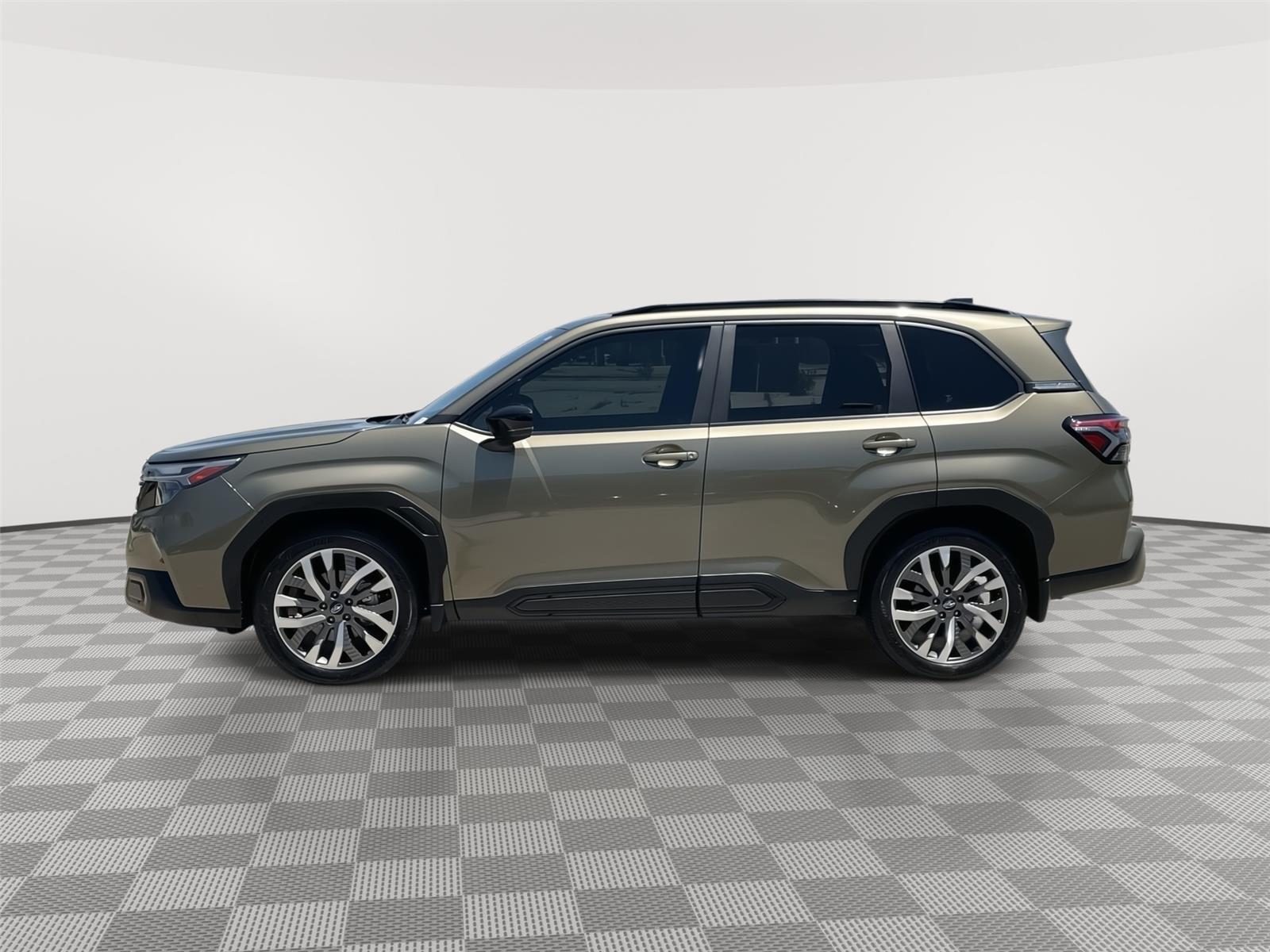 Vehicle photo 2