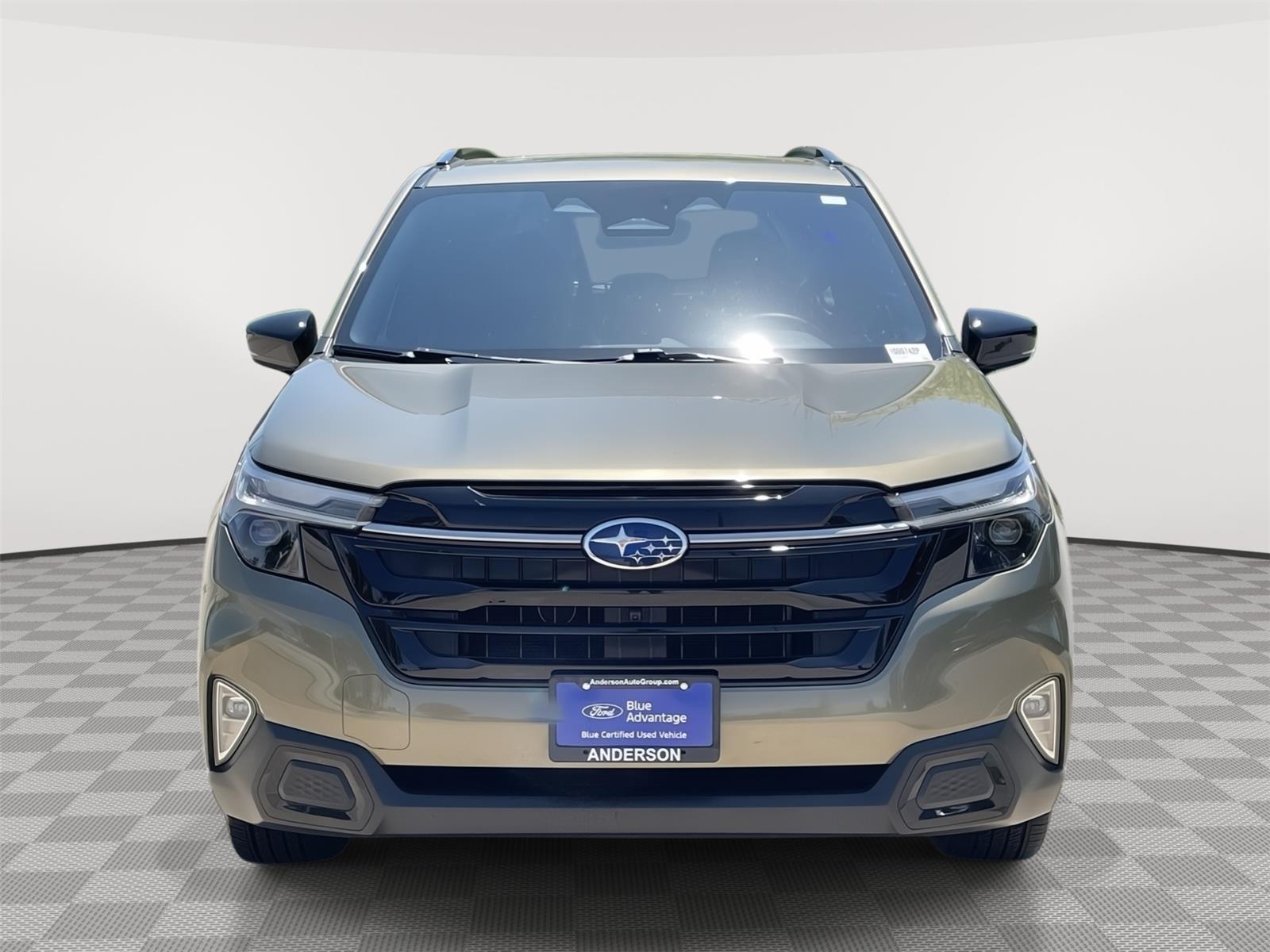 Vehicle photo 4