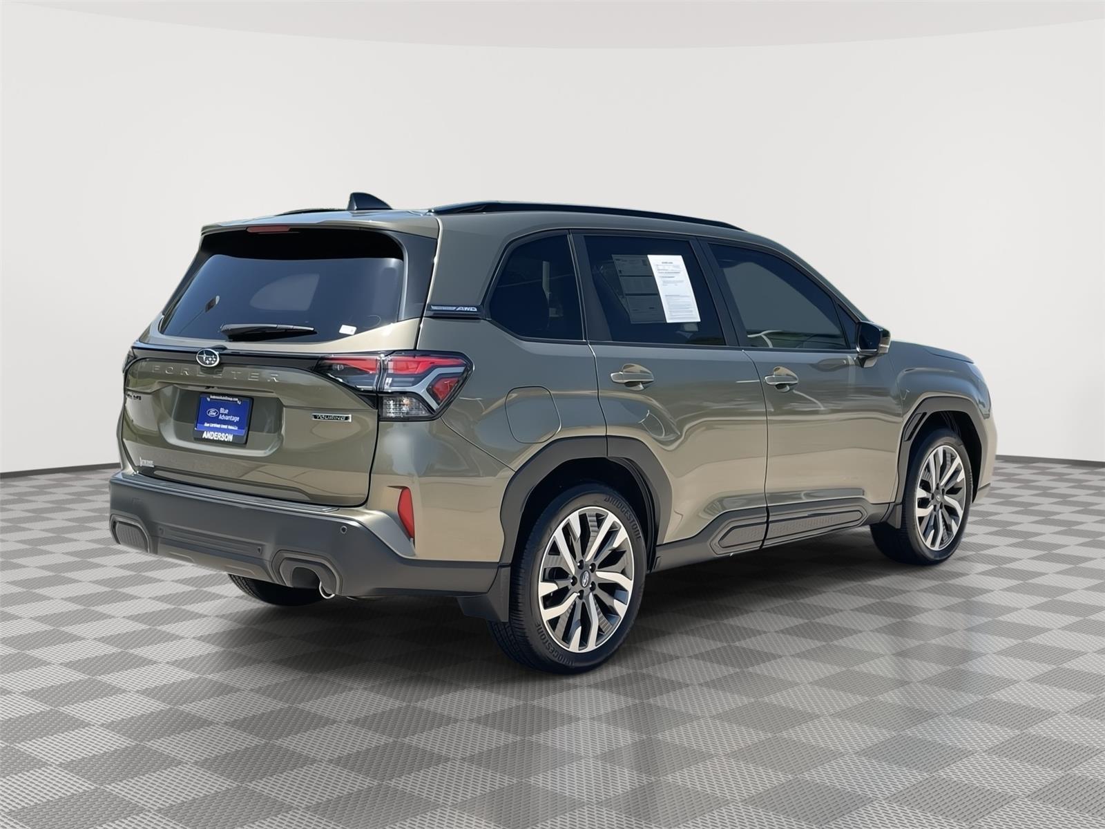 Vehicle photo 7