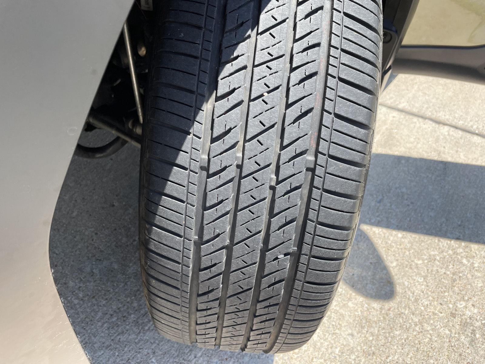 Vehicle photo 11