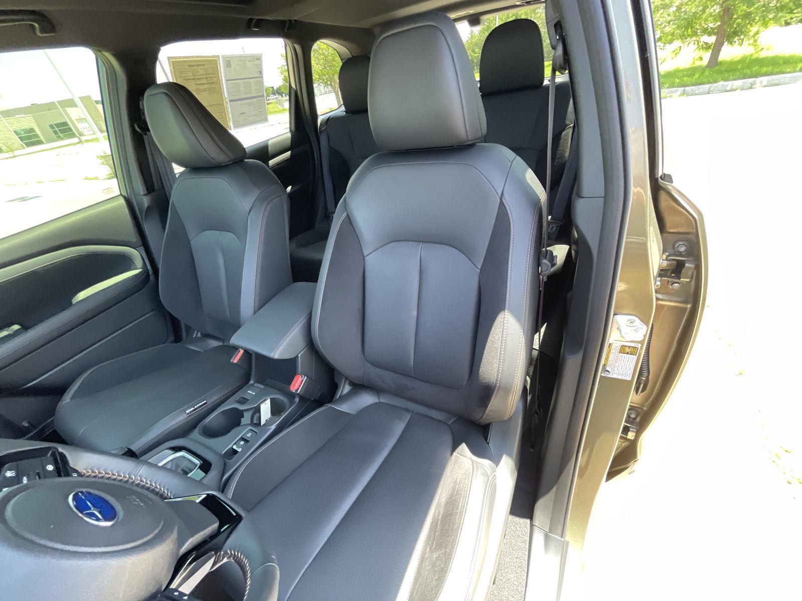 Vehicle photo 18