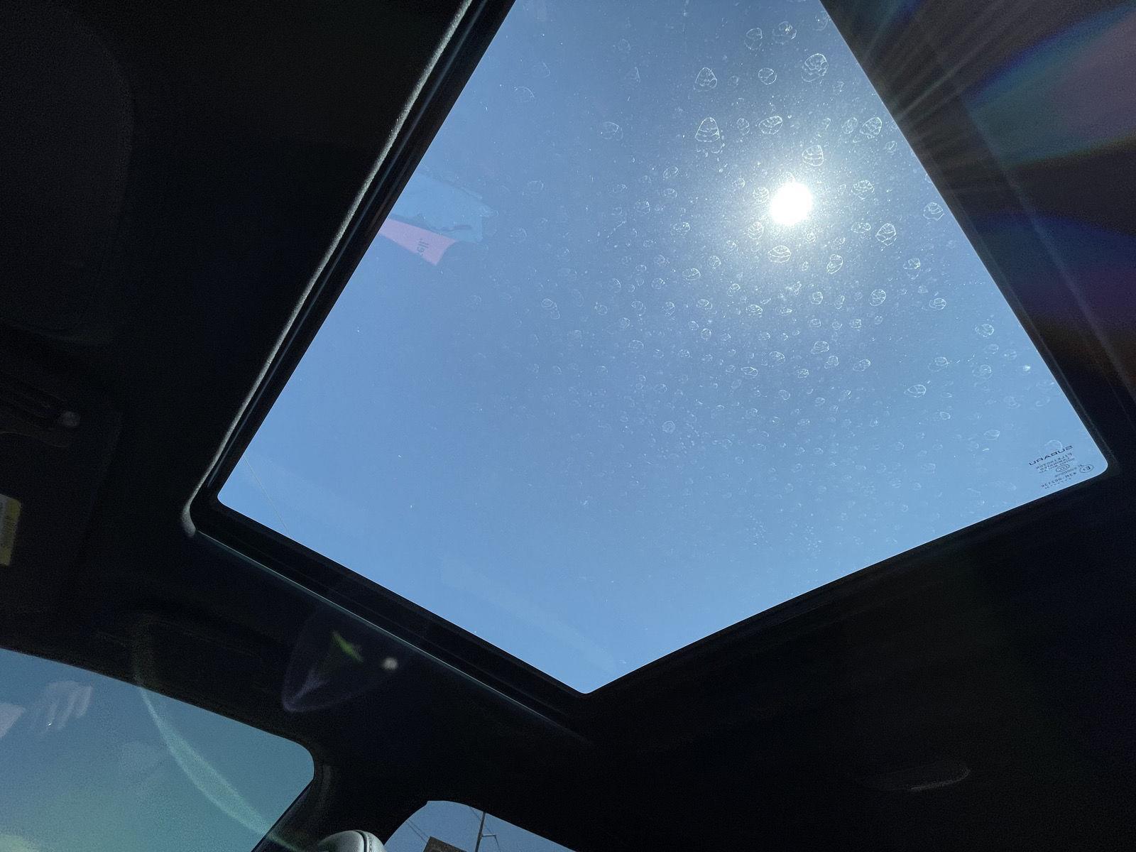 Vehicle photo 23