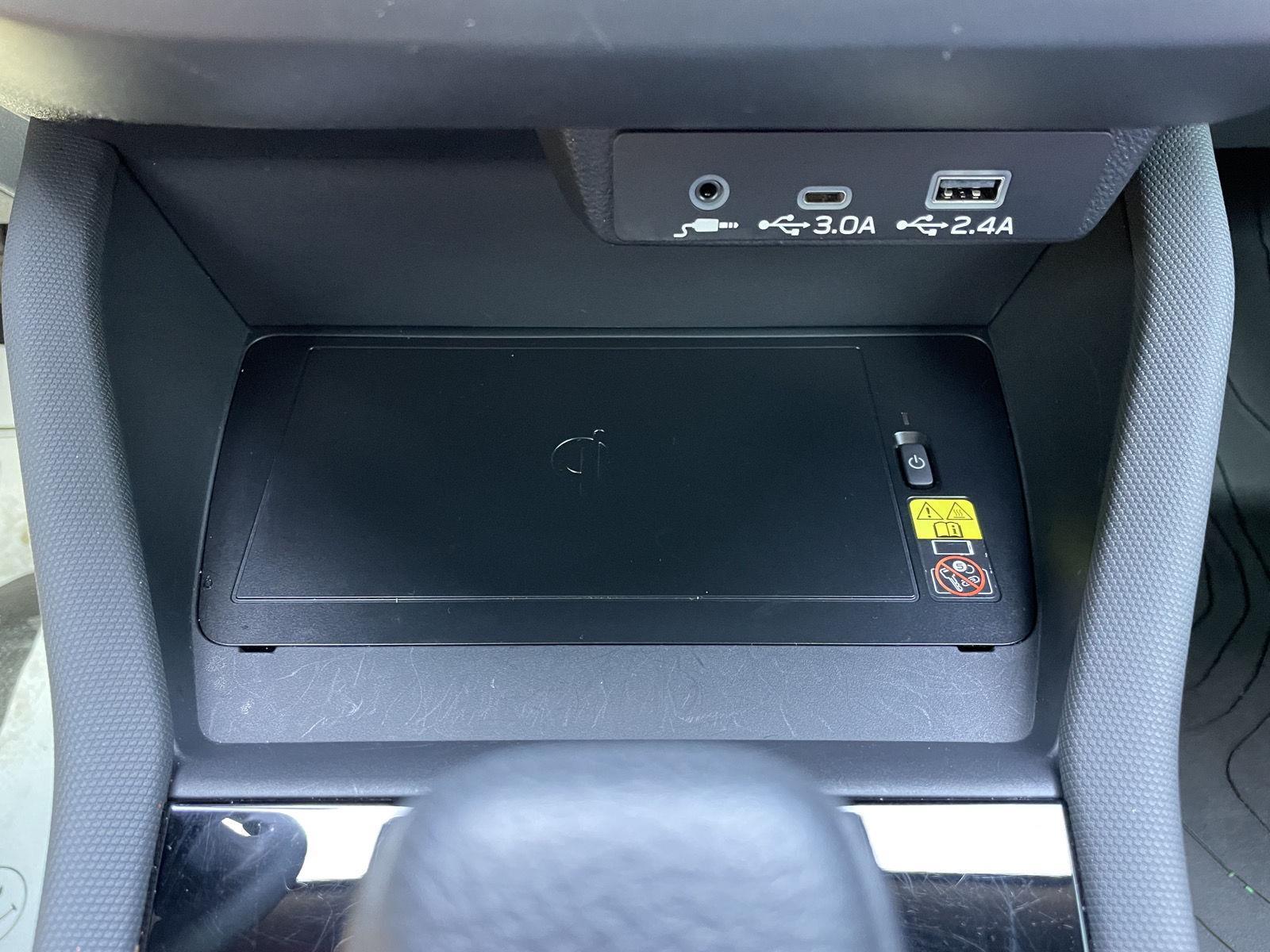 Vehicle photo 31