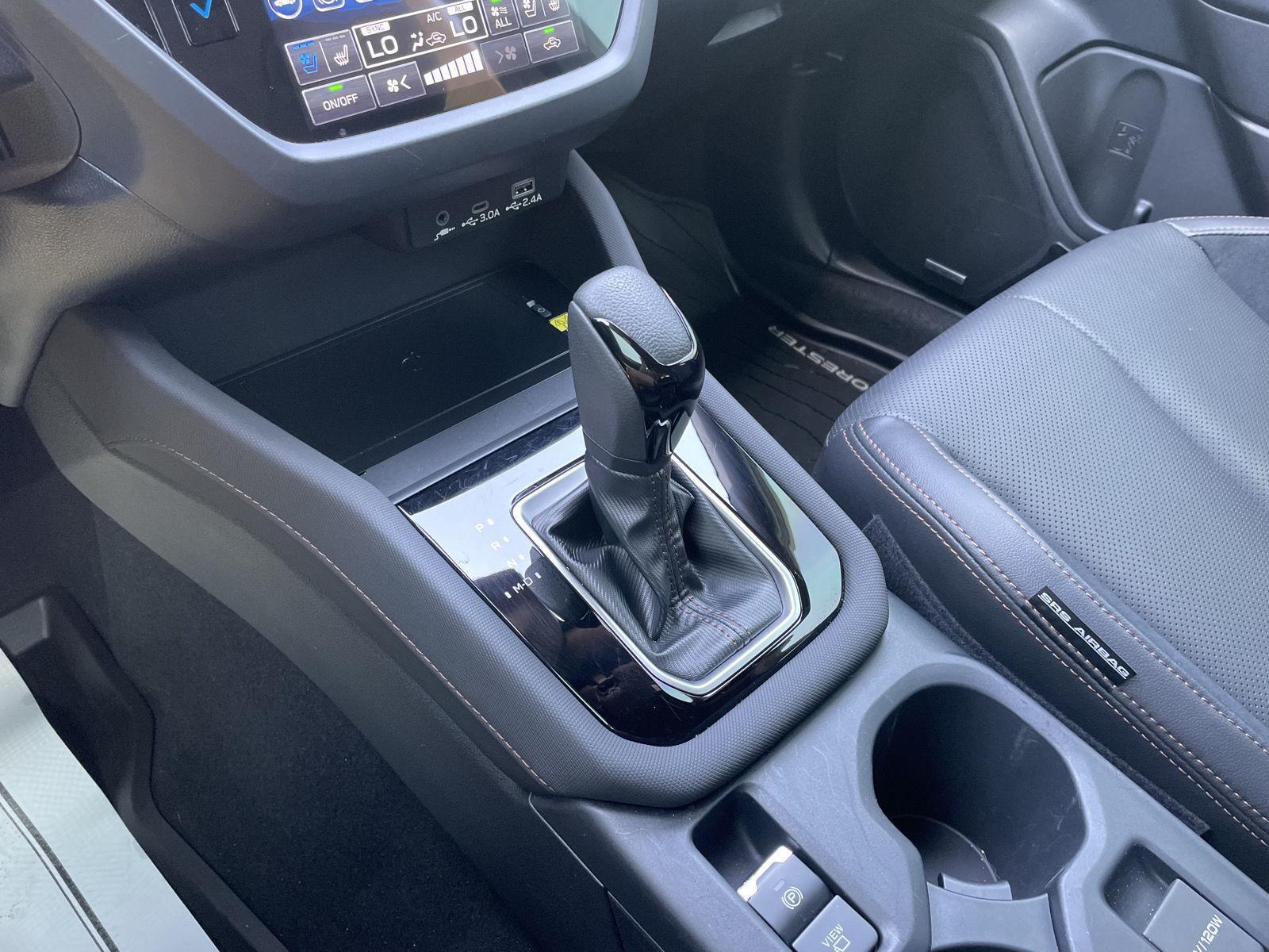 Vehicle photo 33