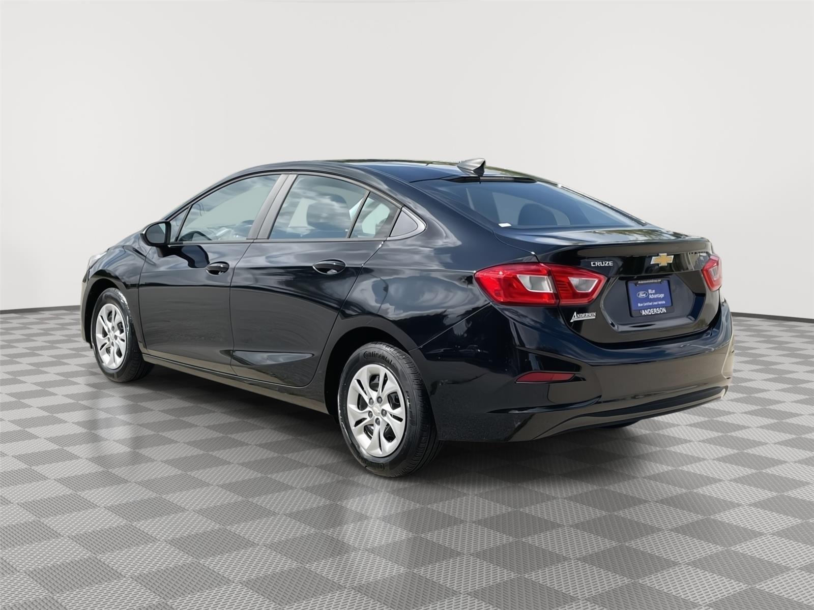 Used 2019 Chevrolet Cruze for sale in Lincoln NE