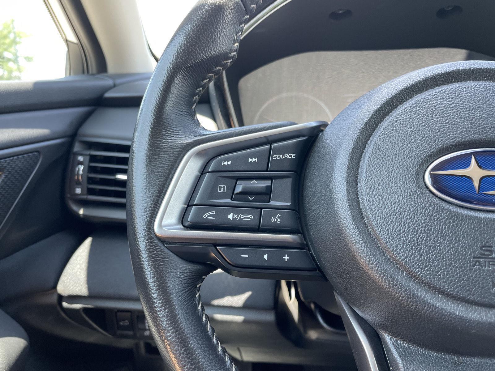 Vehicle photo 13