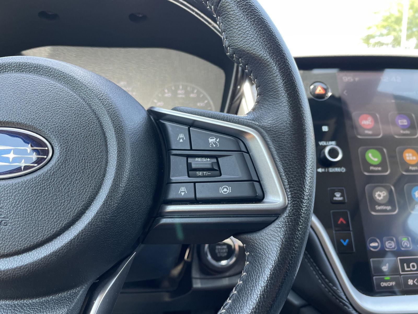 Vehicle photo 14
