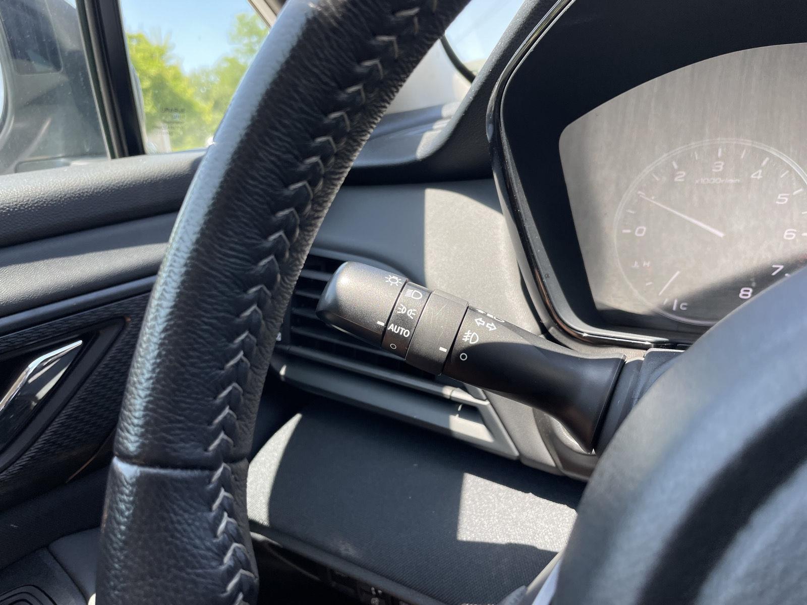 Vehicle photo 16