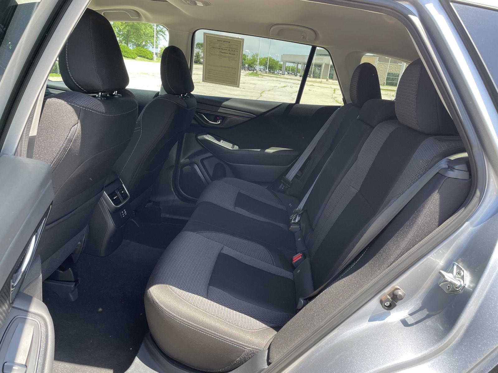 Vehicle photo 20