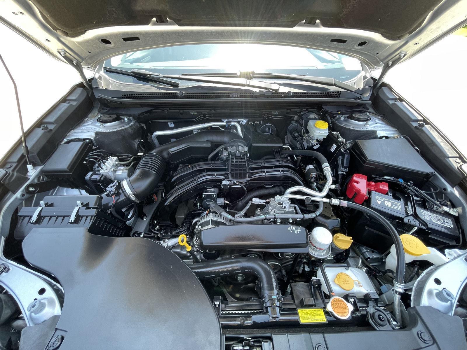 Vehicle photo 34