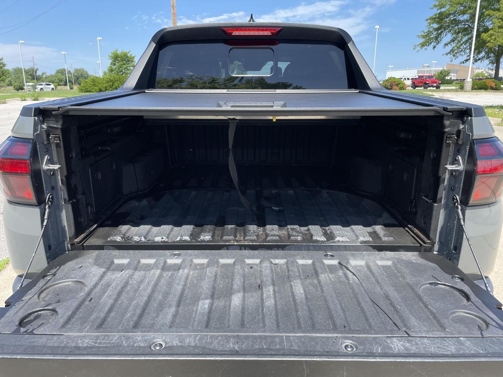 Vehicle photo 36