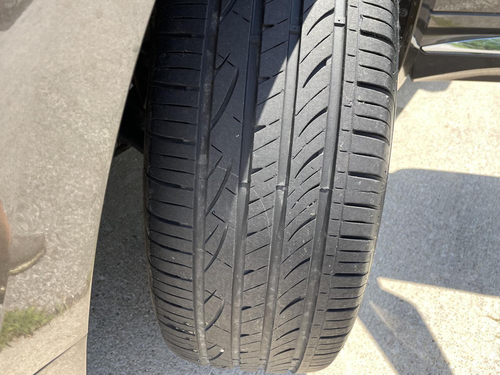 Vehicle photo 11