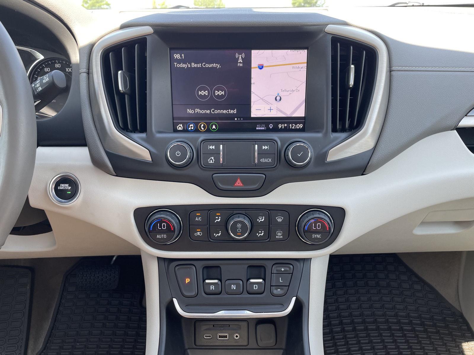 Vehicle photo 24