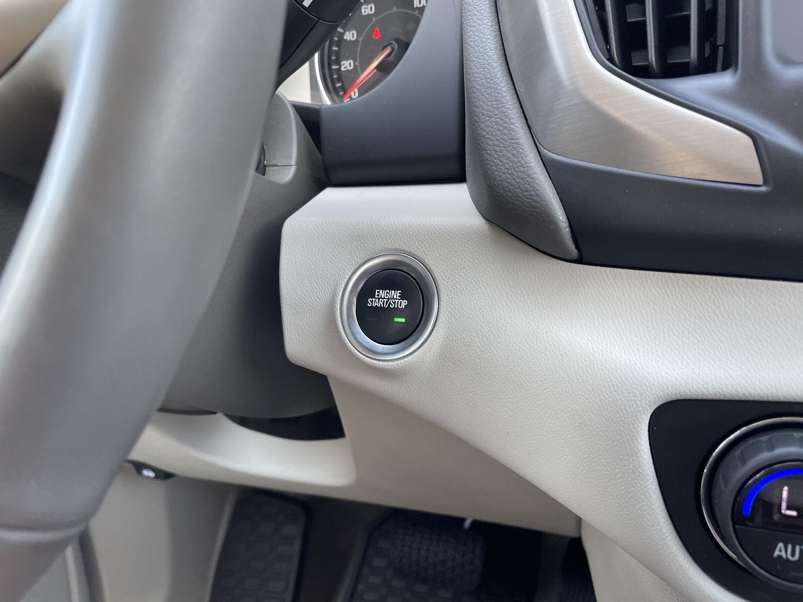 Vehicle photo 28