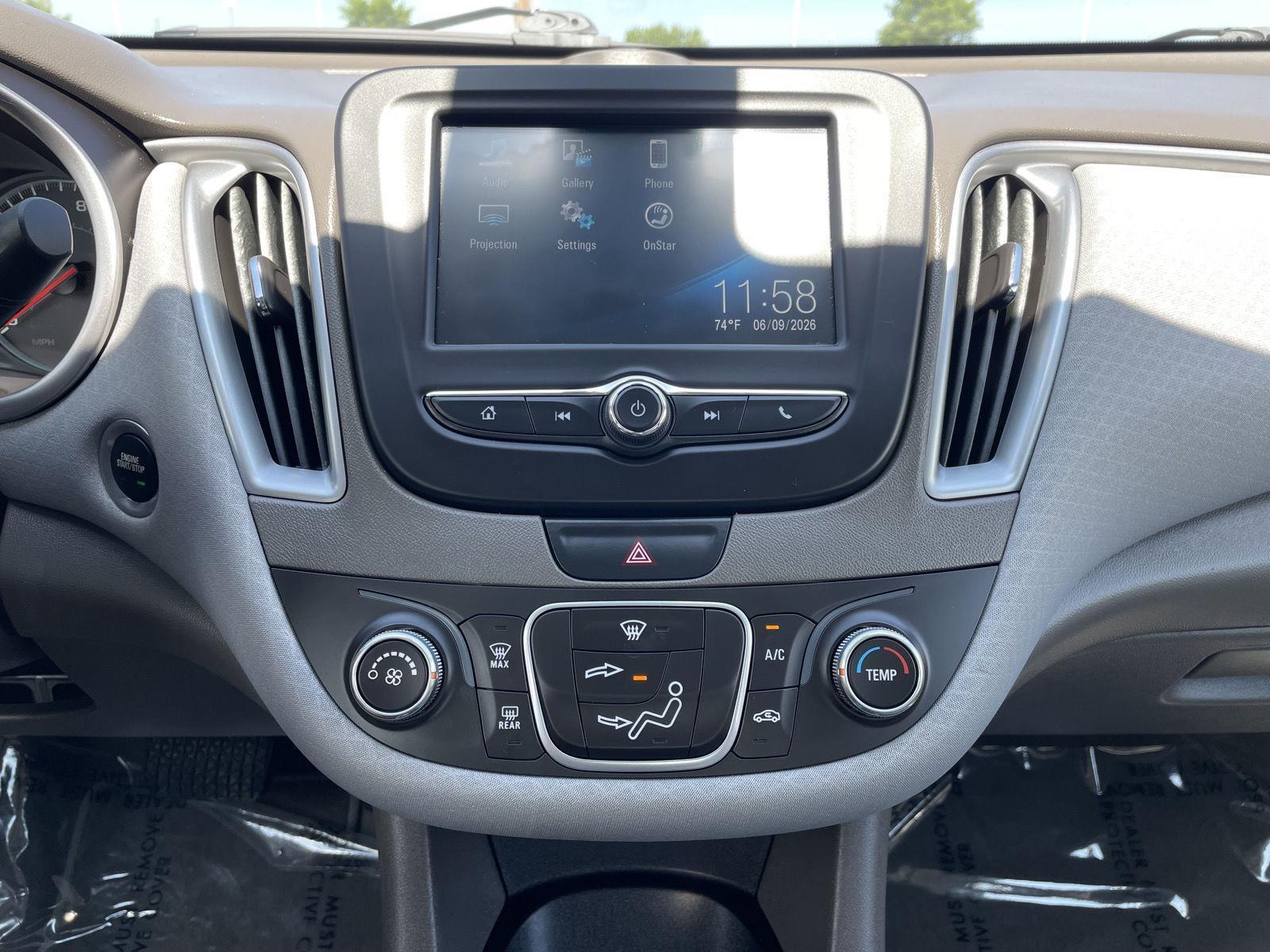 Vehicle photo 22