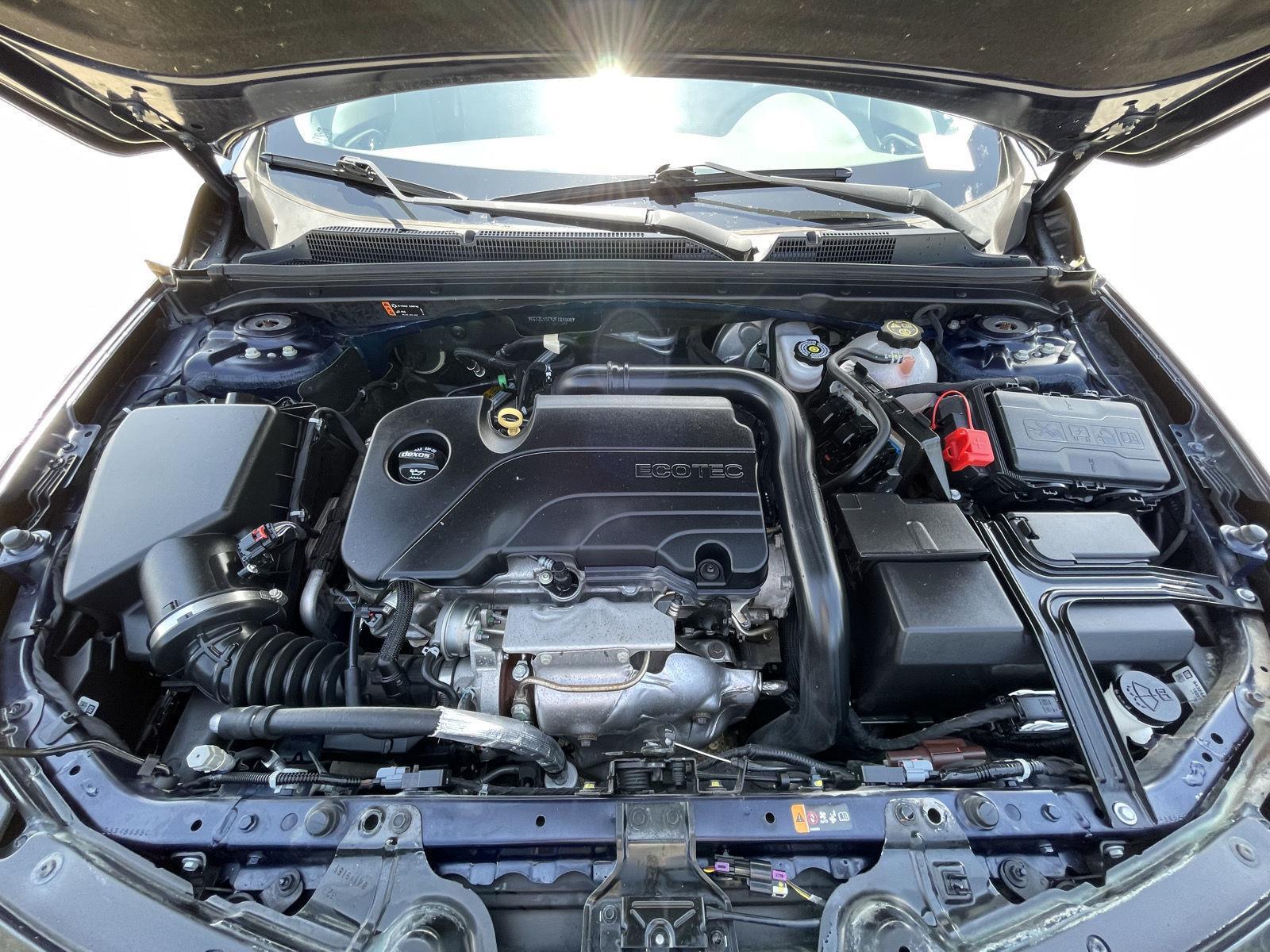 Vehicle photo 33
