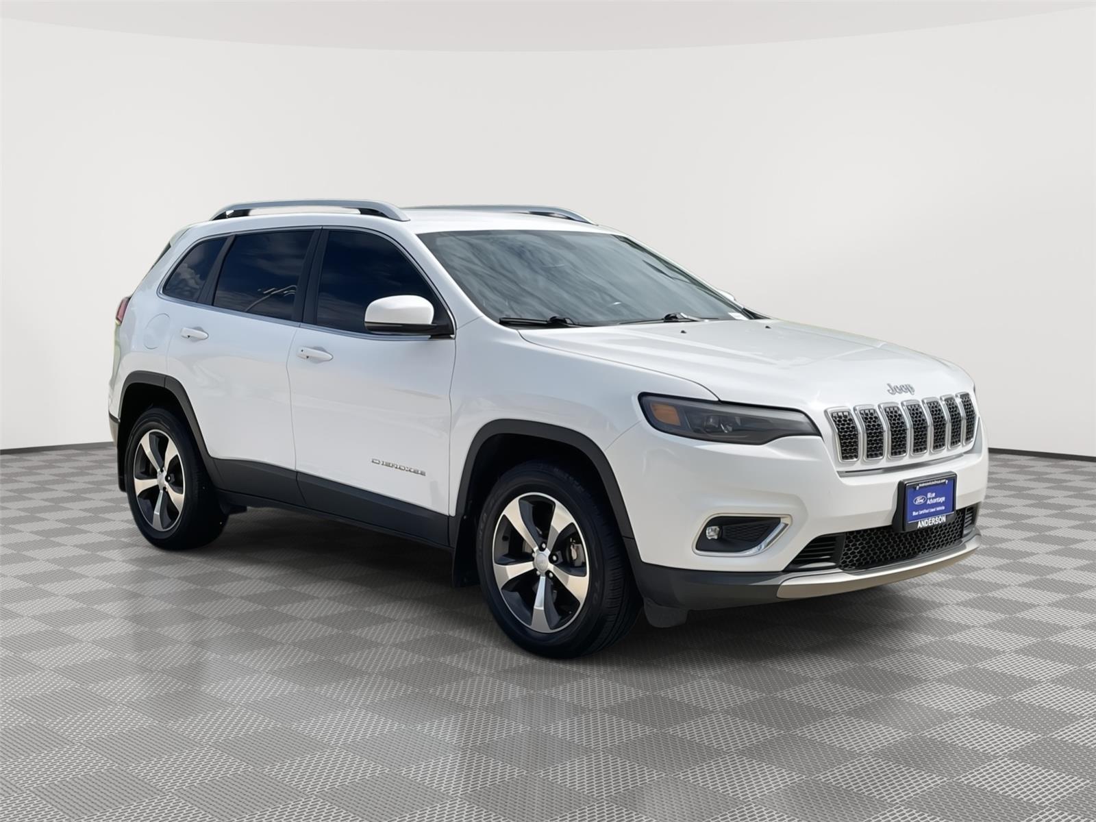 Used 2019 Jeep Cherokee for sale in Lincoln NE