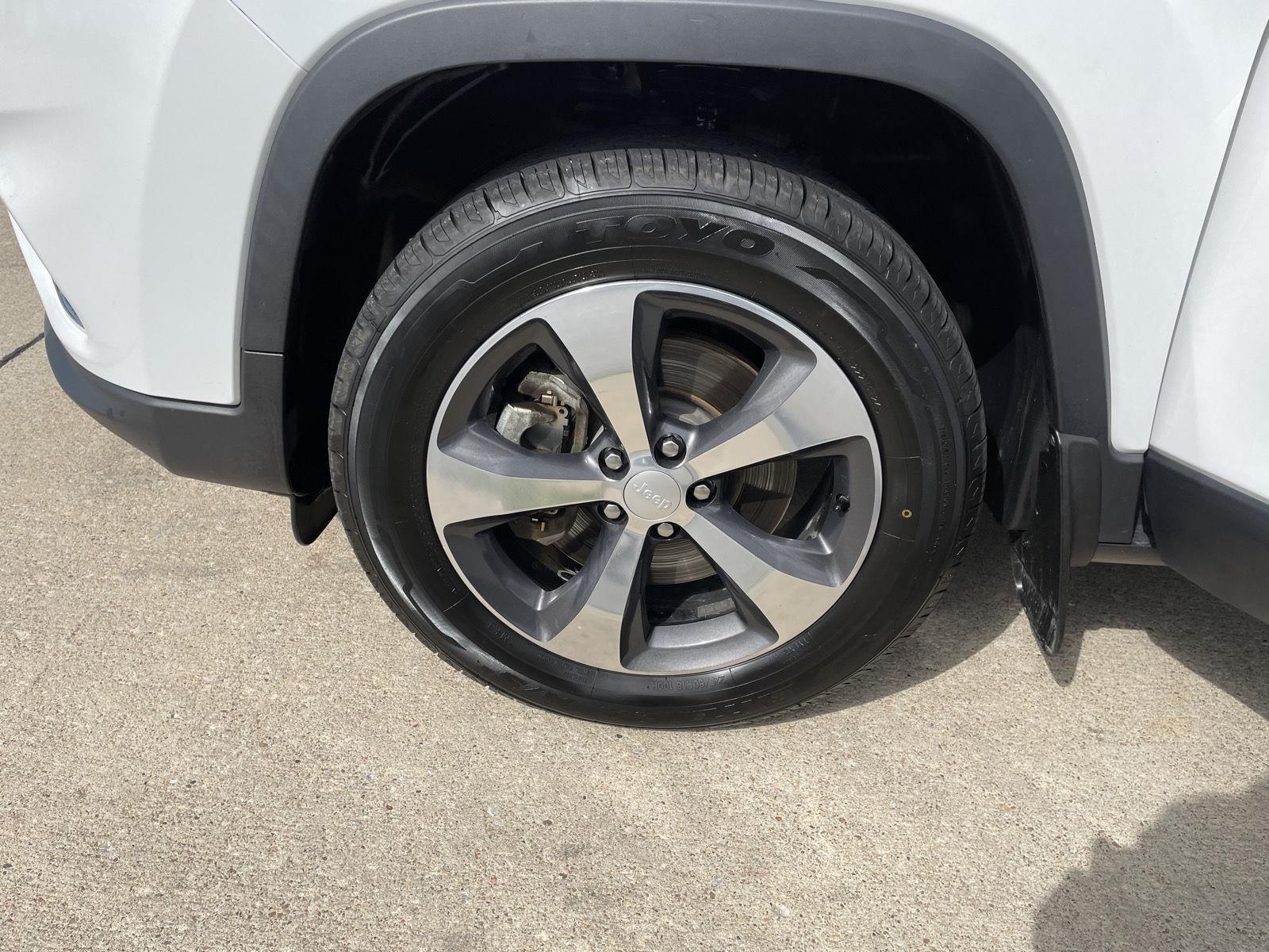 Used 2019 Jeep Cherokee for sale in Lincoln NE