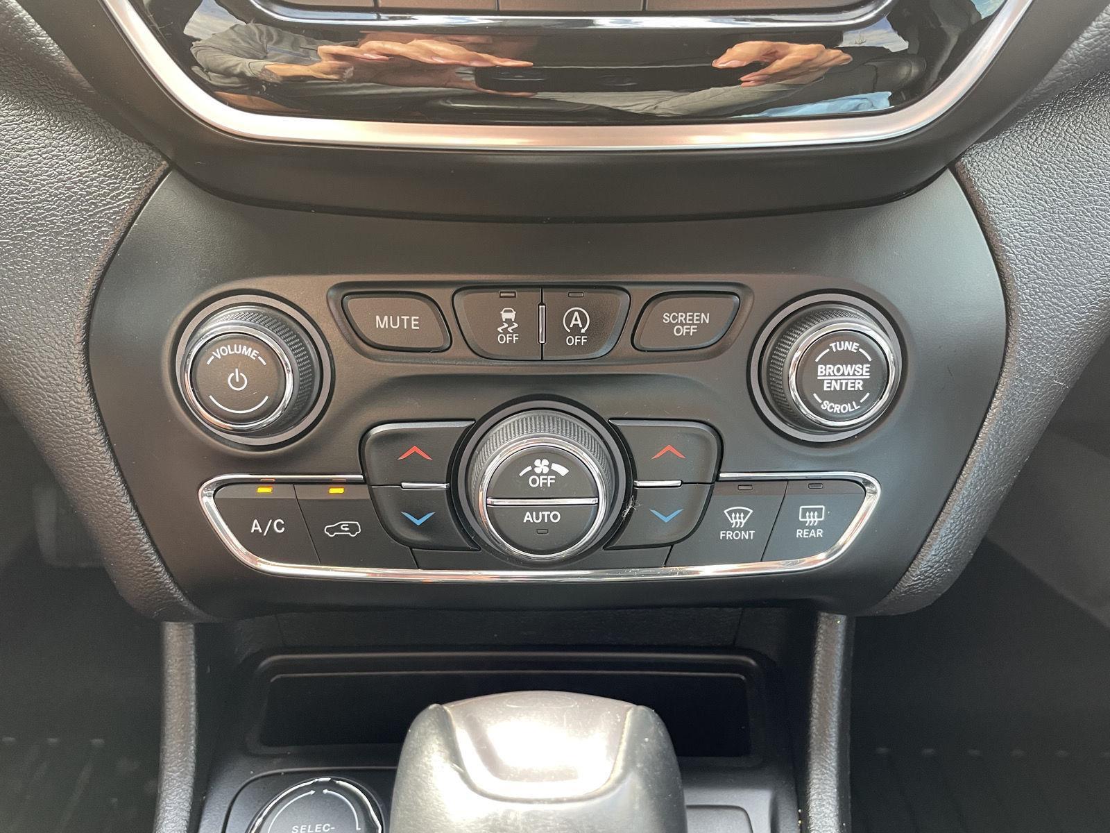 Used 2019 Jeep Cherokee for sale in Lincoln NE
