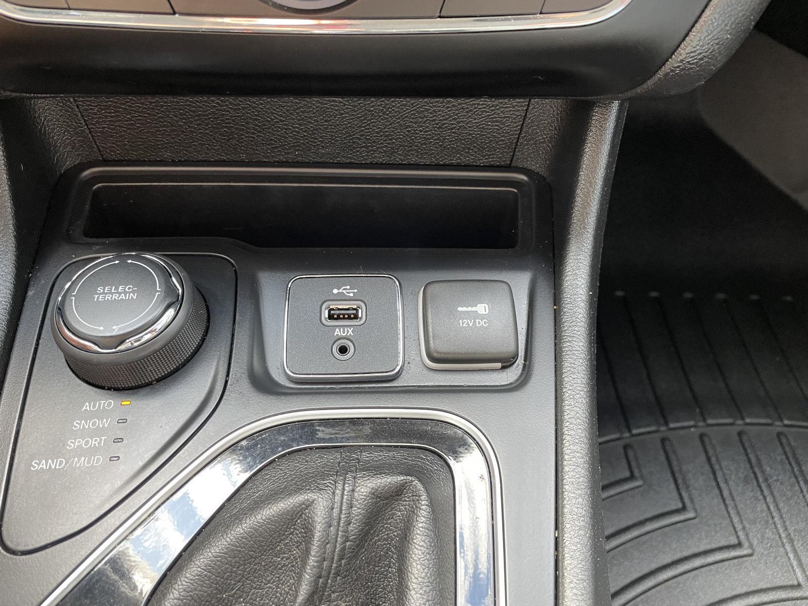 Used 2019 Jeep Cherokee for sale in Lincoln NE