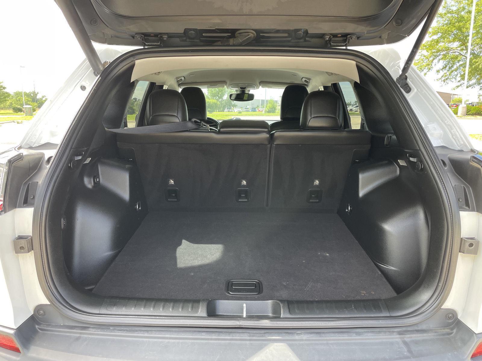 Used 2019 Jeep Cherokee for sale in Lincoln NE