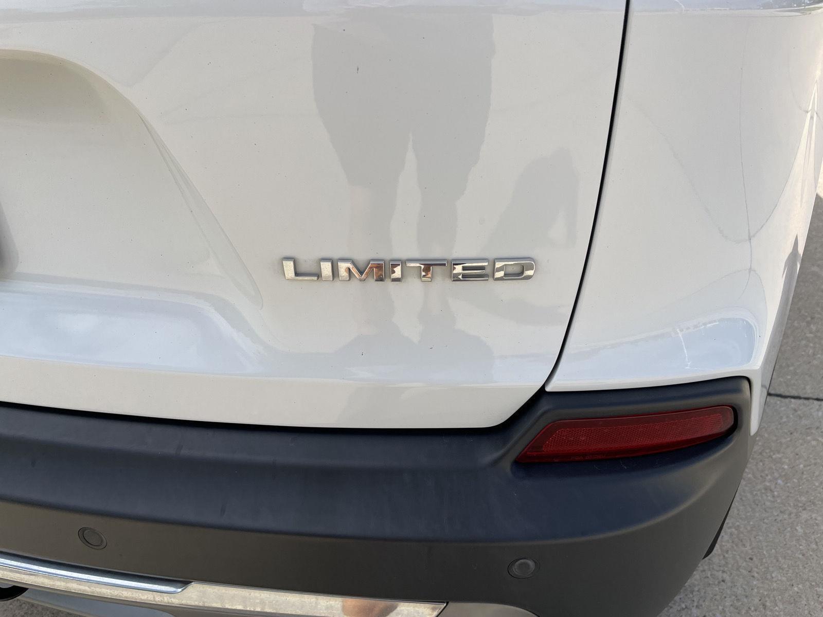Used 2019 Jeep Cherokee for sale in Lincoln NE