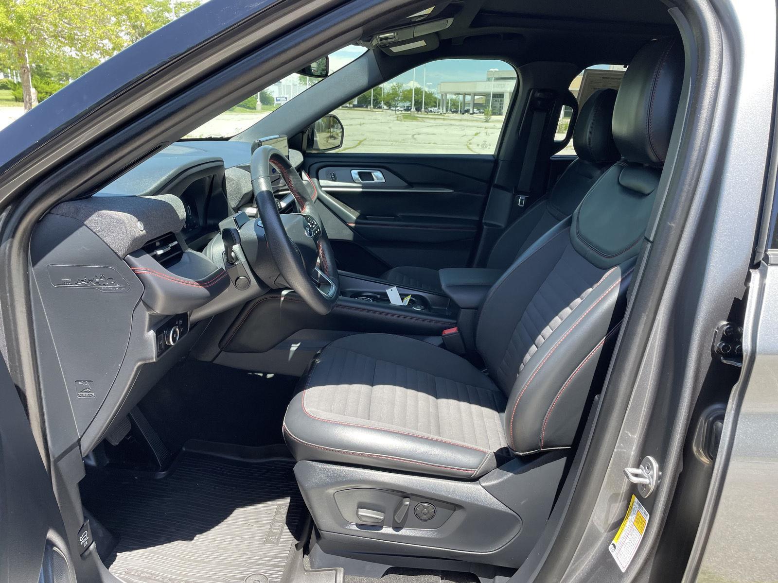 Used 2025 Ford Explorer for sale in Lincoln NE
