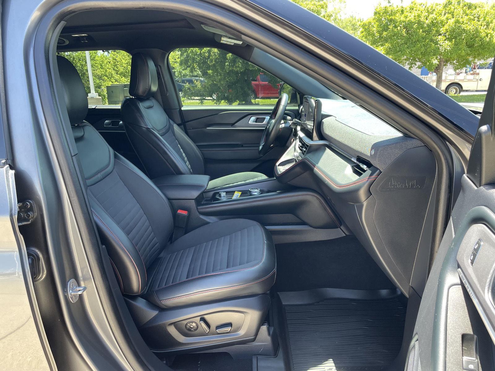 Used 2025 Ford Explorer for sale in Lincoln NE